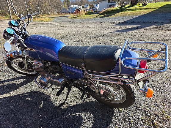 Honda CB750F 2 of 7