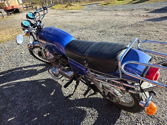 Honda CB750F 4 of 7
