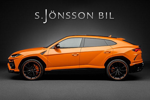 Lamborghini Urus 4 of 30