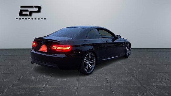 BMW 320d 4 of 9