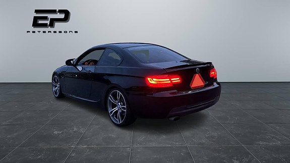 BMW 320d 5 of 9