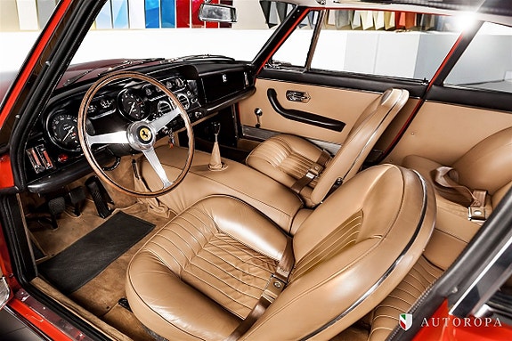 Ferrari 330 6 of 10
