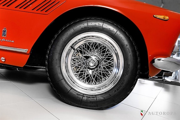 Ferrari 330 10 of 10