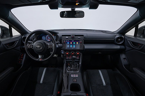 Toyota GR86 13 of 24
