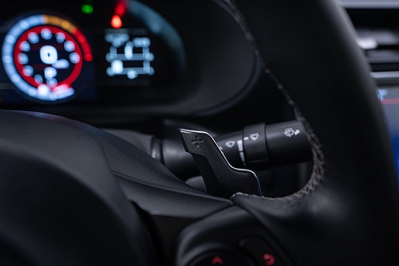 Toyota GR86 16 of 24