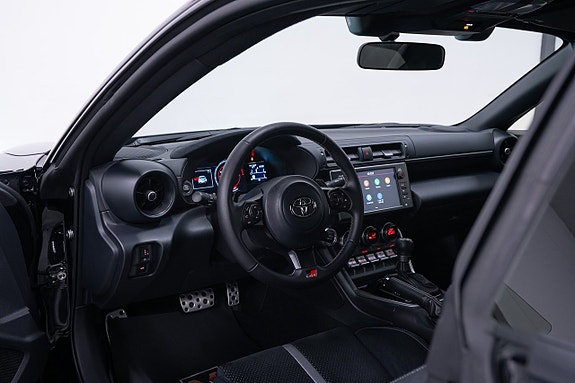 Toyota GR86 8 of 24
