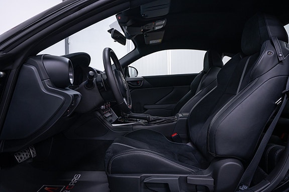 Toyota GR86 10 of 24