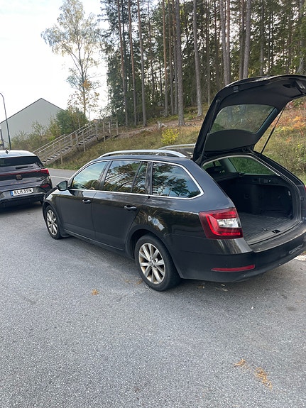 Skoda Octavia 4 of 9