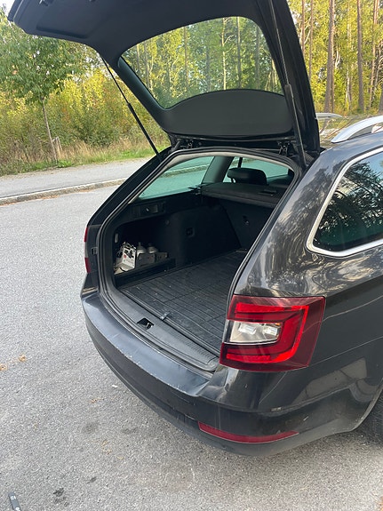 Skoda Octavia 7 of 9