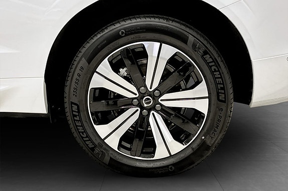 Volvo XC60 10 of 14