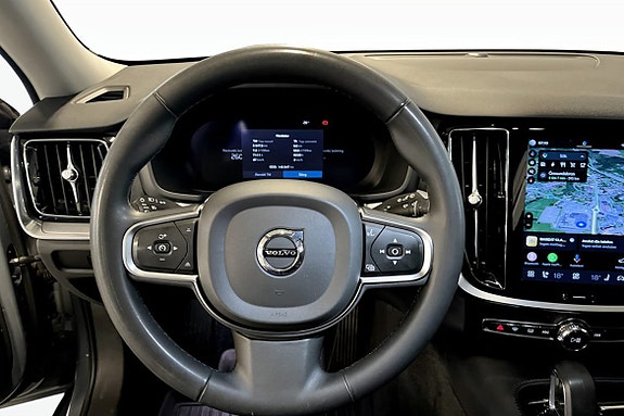 Volvo V60 7 of 9