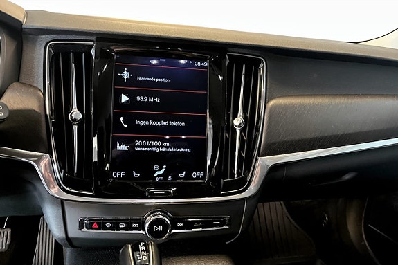 Volvo V90 Cross Country 6 of 9