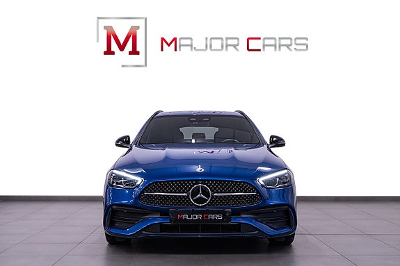 Mercedes-Benz C300 d 2 of 26