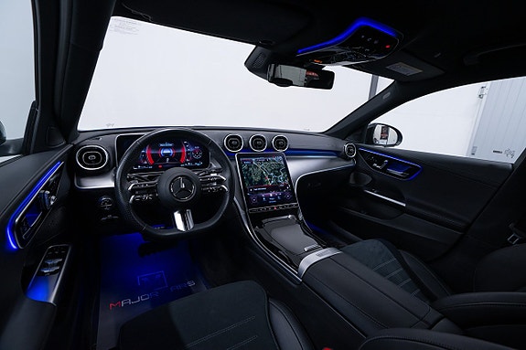 Mercedes-Benz C300 d 15 of 26