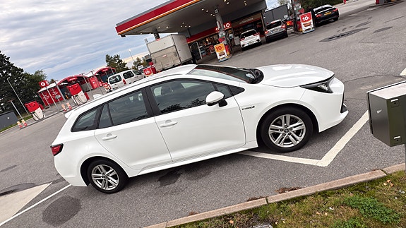 Toyota Corolla 3 of 8