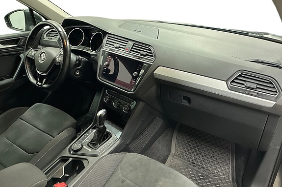 Volkswagen Tiguan 15 of 24