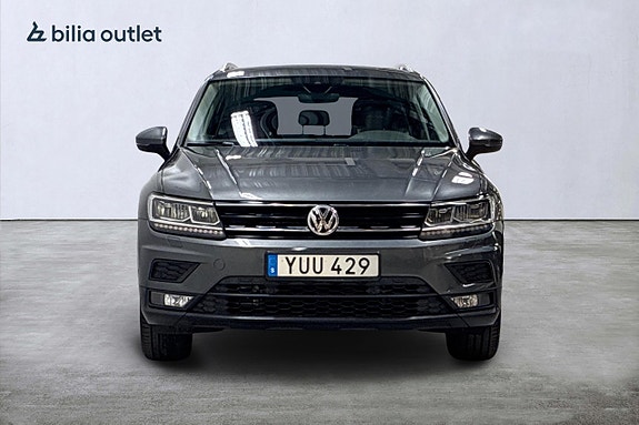 Volkswagen Tiguan 3 of 24