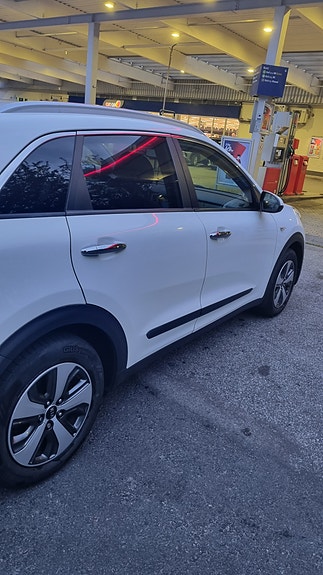 Kia Niro 3 of 9