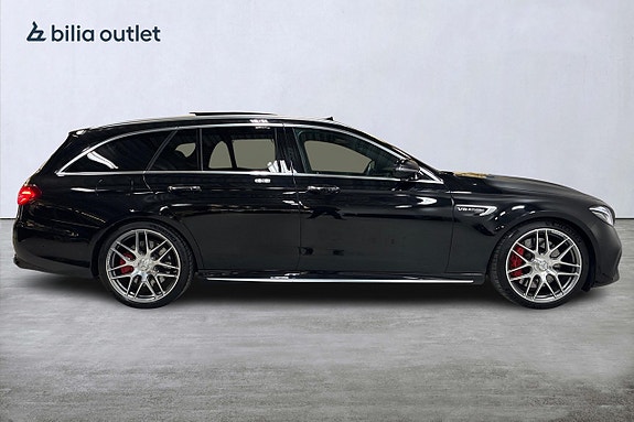 Mercedes-Benz AMG E 63 S 5 of 26
