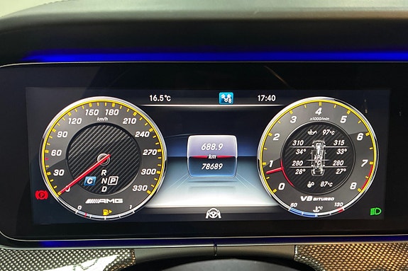 Mercedes-Benz AMG E 63 S 17 of 26