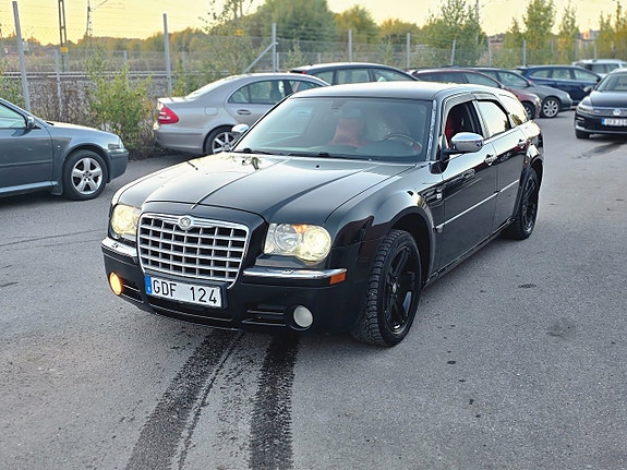 Chrysler 300C 4 of 23