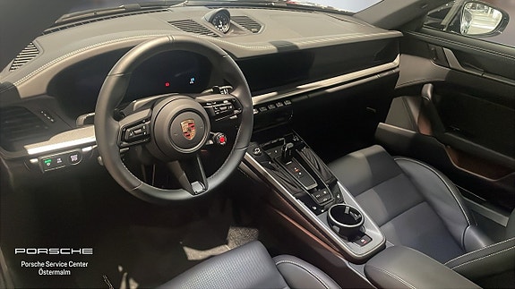 Porsche 911 Carrera S 3 of 17