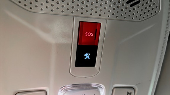 Peugeot e-208 17 of 21