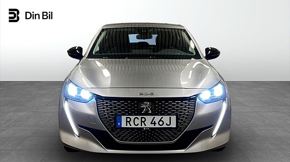 Peugeot e-208 4 of 21