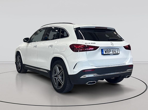 Mercedes-Benz GLA 200 6 of 30