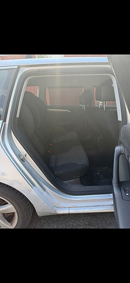Volkswagen Passat 6 of 6
