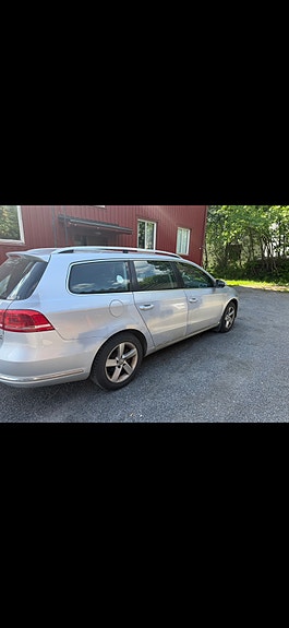 Volkswagen Passat 5 of 6