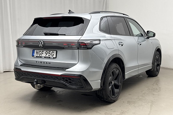 Volkswagen Tiguan 3 of 22