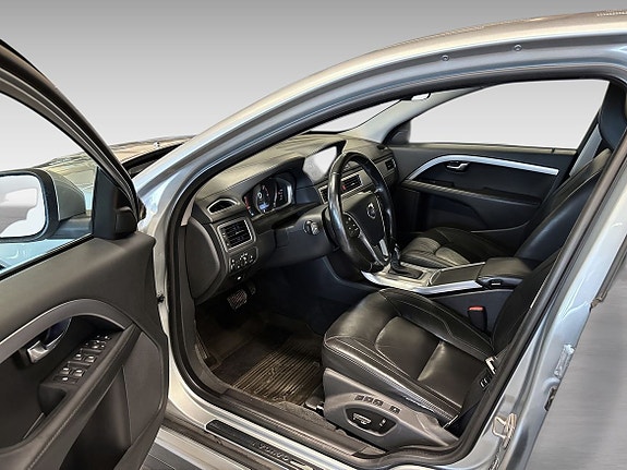 Volvo S80 9 of 17