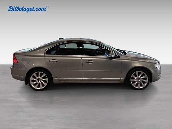 Volvo S80 4 of 17