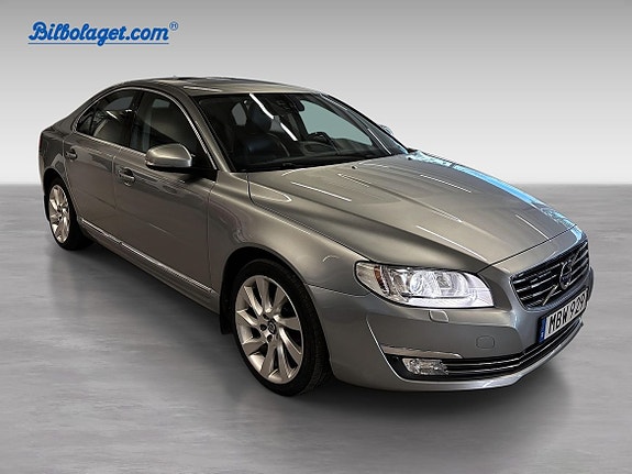 Volvo S80 3 of 17