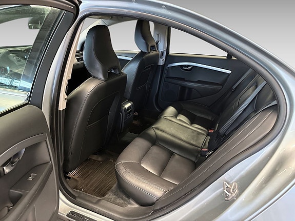 Volvo S80 10 of 17