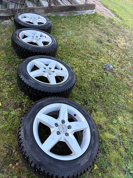 Volvo V40 9 of 11