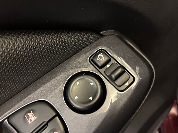 Nissan Juke 13 of 15