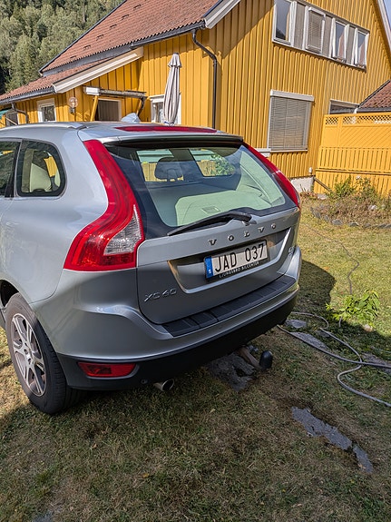 Volvo XC60 6 of 30