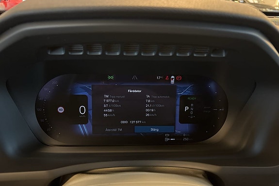 Volvo XC90 25 of 29