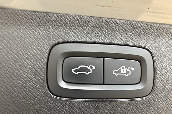 Volvo XC90 19 of 29