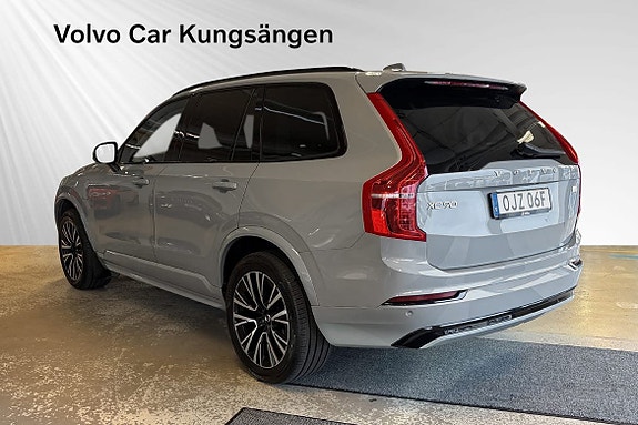 Volvo XC90 4 of 29