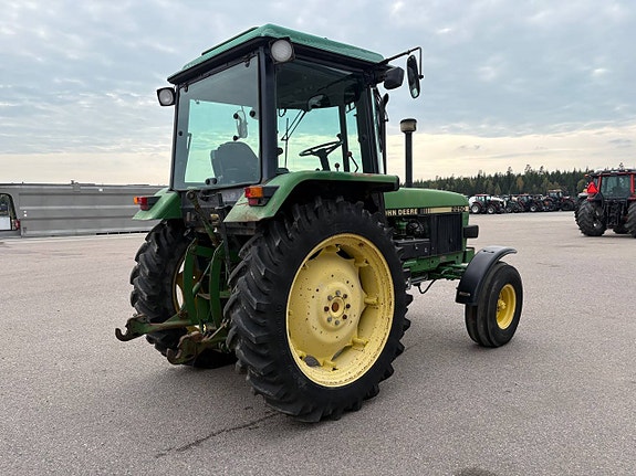 John Deere 2250 6 of 9