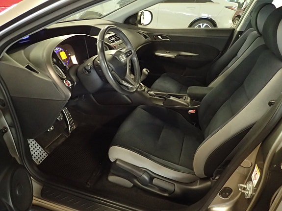 Honda Civic 14 of 17