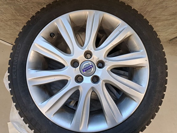 Volvo V40 8 of 8