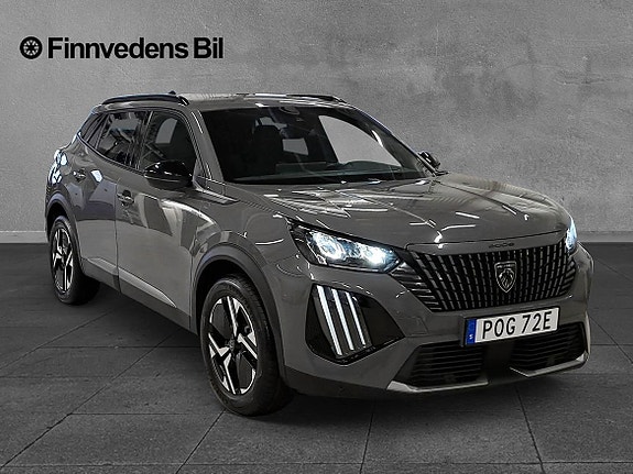 Peugeot 2008 2 of 7