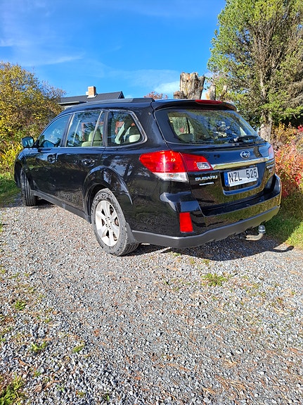 Subaru Outback 3 of 13