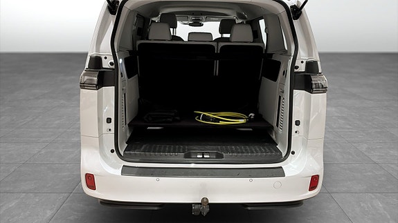 Volkswagen ID. Buzz 12 of 12