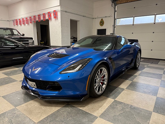 Chevrolet Corvette 5 of 30