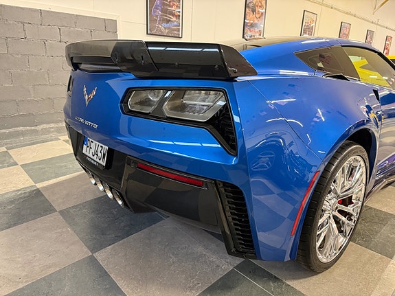 Chevrolet Corvette 20 of 30
